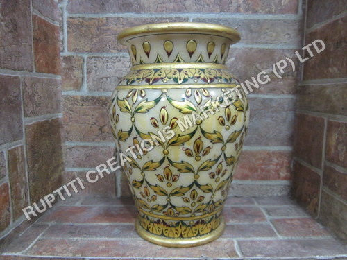 DECORATIVE FLOWER VASE