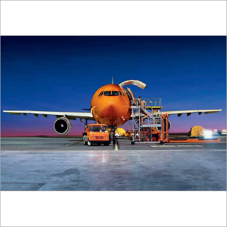 International TNT Courier