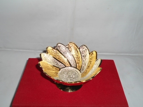 Brass Leaf Bowl