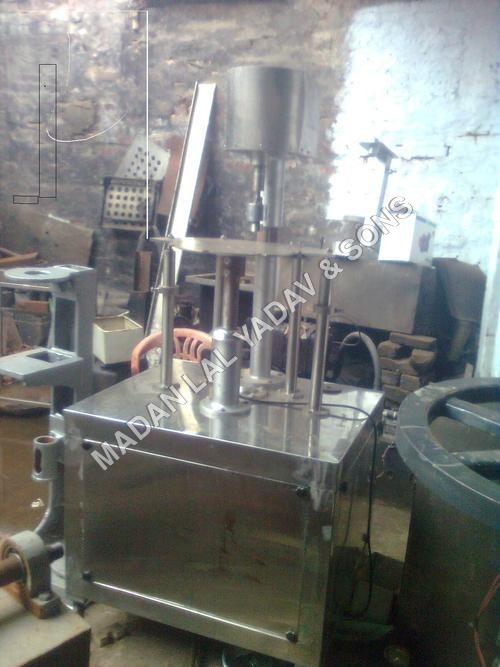 Automatic Capping Machine
