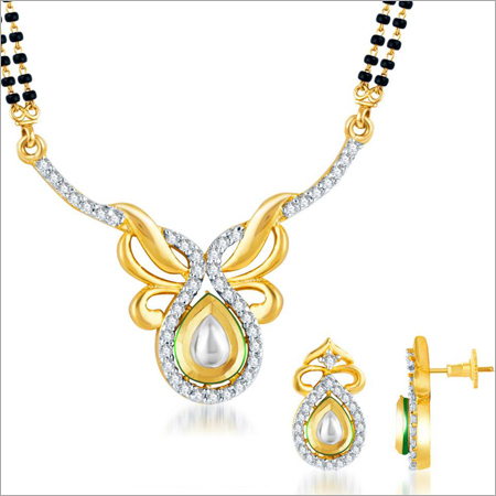 Gold Wedding Mangalsutra