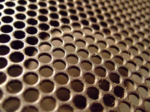 Metal Perforated Sheets - Steel, Round Shape | Sturdy Design, Weather Proof, Corrosion Resistant, Fine Finish, Versatile Applications