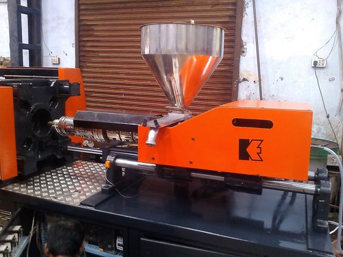 Thermoplastic Injection Moulding Machine