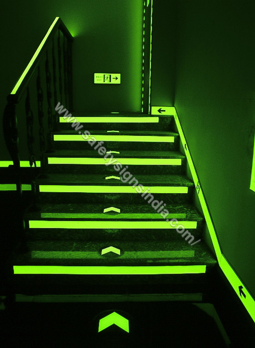 Photoluminescent Signs