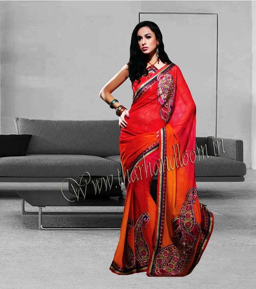 Arresting Shaded red saree