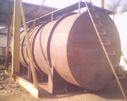 HORIZONTAL STORAGE TANK