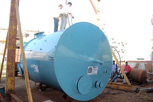 VERTICAL STORAGE TANK