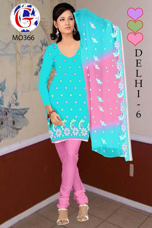 Fashionable salwaar kameez
