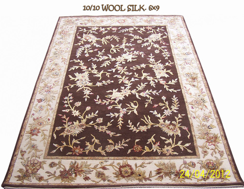 10/10 WOOL SILK RUGS