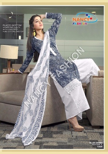 Grey And White Salwar Kamiz