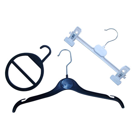 Plastic Clothes Hangers