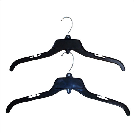 Retractable Plastic Cloth Hanger