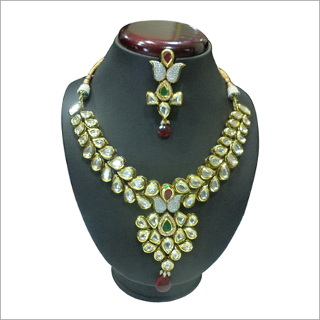 Pearl Wedding Necklaces