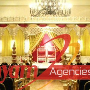 Raj mahal style wedding stage