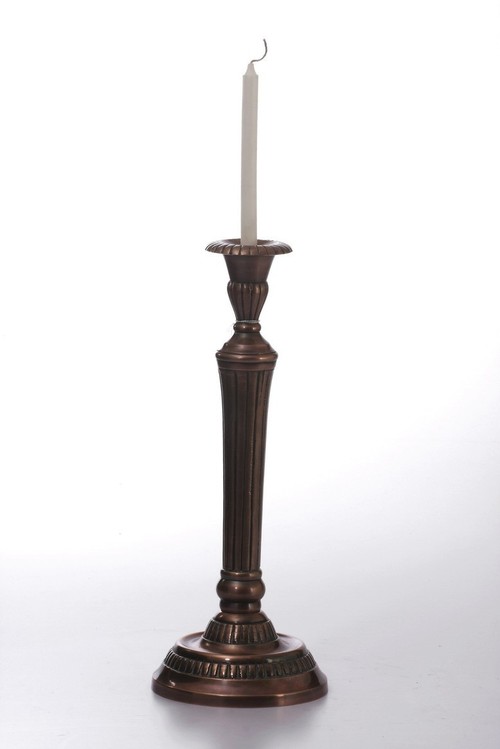 एल्यूमीनियम मोमबत्ती धारक