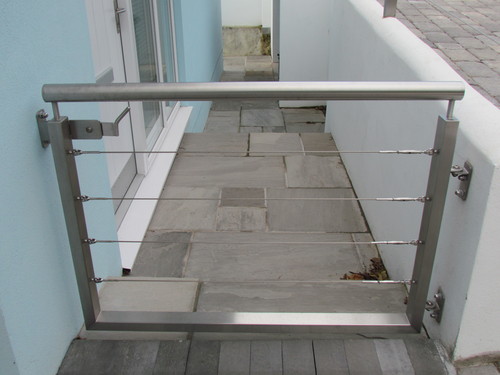 Stainless Steel Gate - 1000Mm Height, 800Mm Width, 50X50Mm Post Size | Customizable Sizes, Durable Material, Modern Aesthetic, Secure Access, Weather Resistant