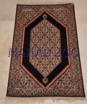 ROCKET SILK CARPET
