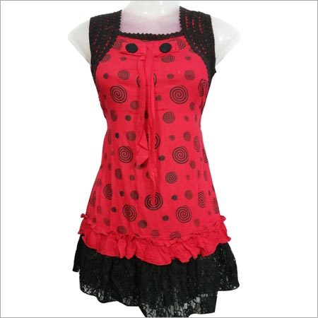 Designer Sleeveless Tops