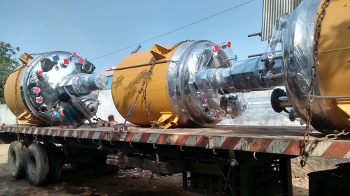 Industrial Chemical Reactors