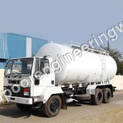 Full Trailer Truck Tanker