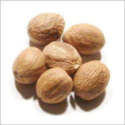 Fresh Nutmeg