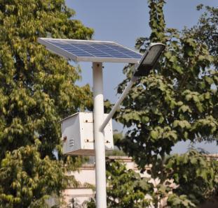 SOLAR 11W STREET LIGHT