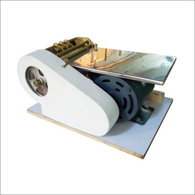 Label Gumming Machine