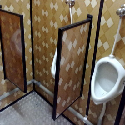 शौचालय केबिन