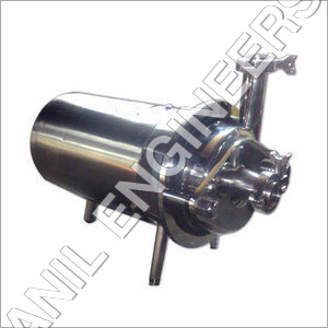 Central Figure Pumps