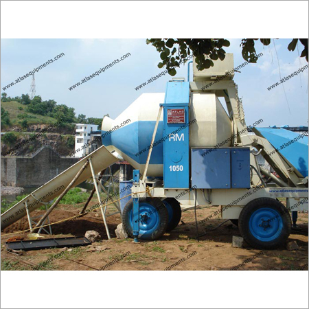Fully Mobile Concrete Equipment - Steel, 2x3x4 M, Diesel 15 Hp | Mobile Mixing, Easy Transport, Efficient Operation, Durable Design