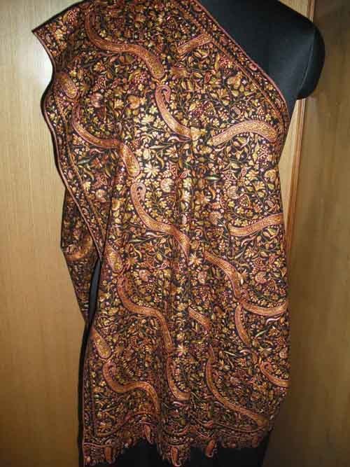DESIGNER EXCLUSIVE HAND EMB PASH SHAWLS