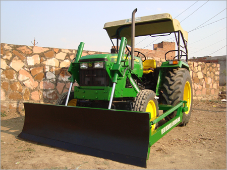 Tractor Dozer (Front View)