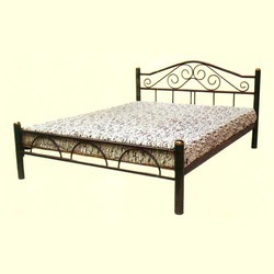 Steel cot