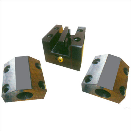 CNC Tool Pockets