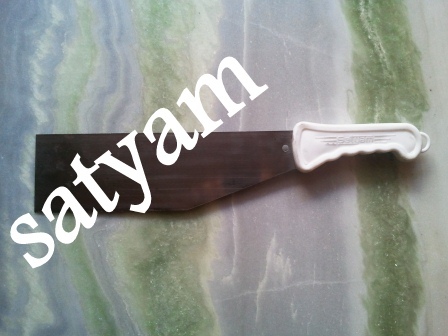 Plastic handle koyta