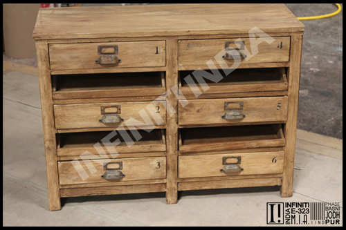 Polished Vintage Wooden 6 Drawer Chest