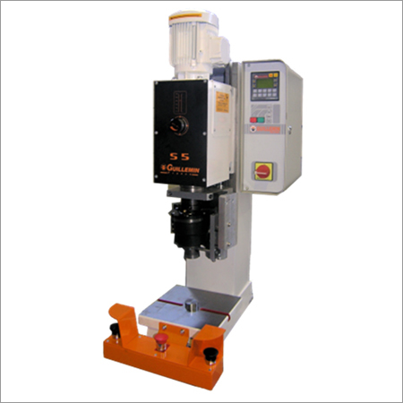 Pneumatic Riveting Machine