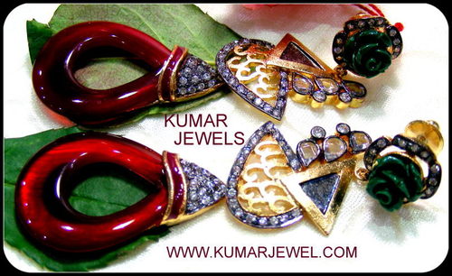 Unique Style Earring.