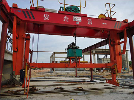 AAC Reversal Crane