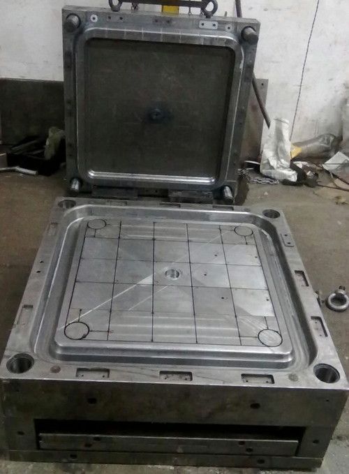 SQR TABLE TOP MOULD ASSEMBLY