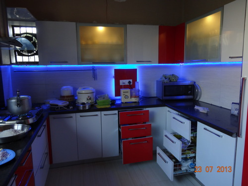 Kitchen with Modern Design