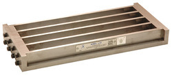 Shrinkage Bar Mould - Mild Steel 25x25x25 mm, Machined Finish, Base Plate, 4 Stainless Steel Pins