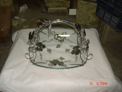 ( FRUIT-SNACK BASKET )