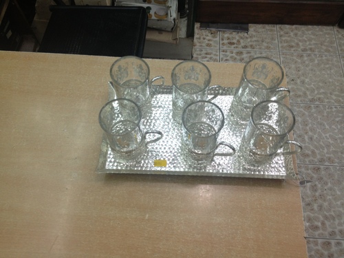 ( 6 MUGS + HAMMERED TRAY )