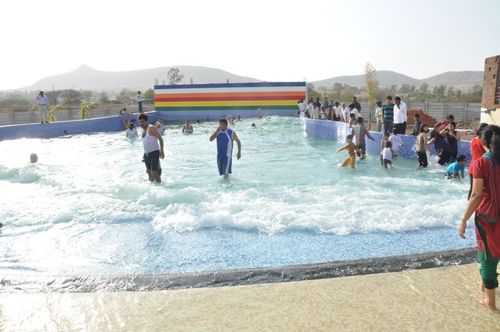 Metal Wave Pool Mechanism