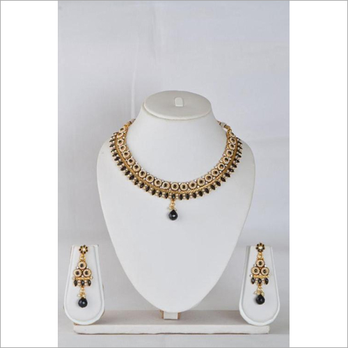 Neckless