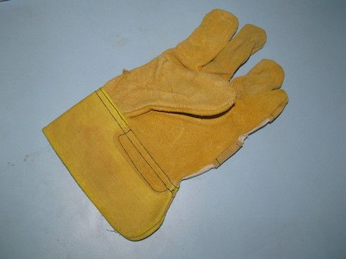 Canadian Safety Gloves