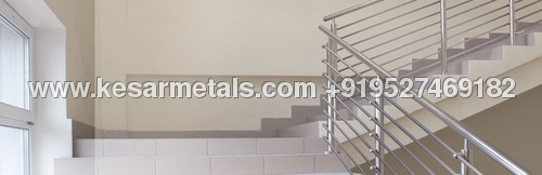 Residential Stariecase SS Railing