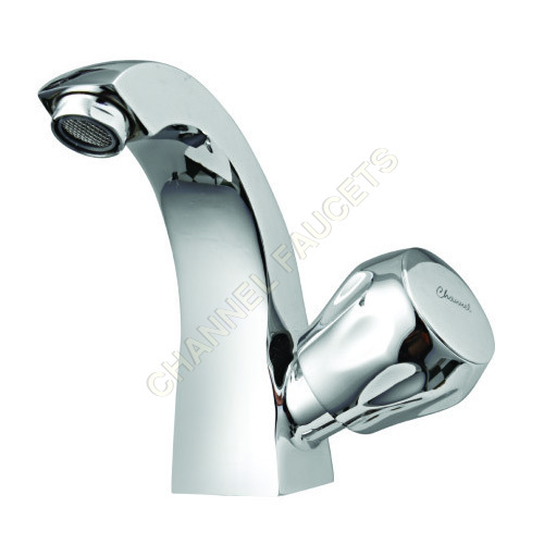 Pillar Cock Swan Neck