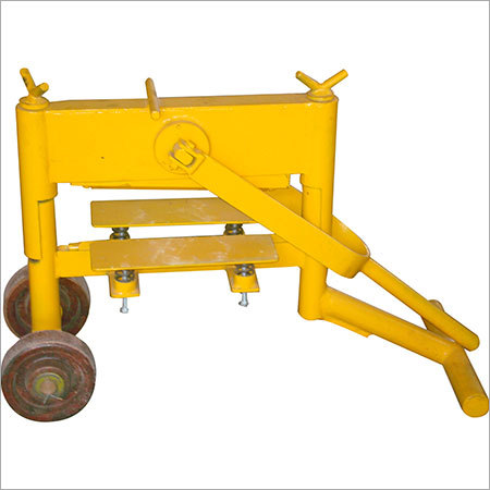 Paver Block Cutting Machine